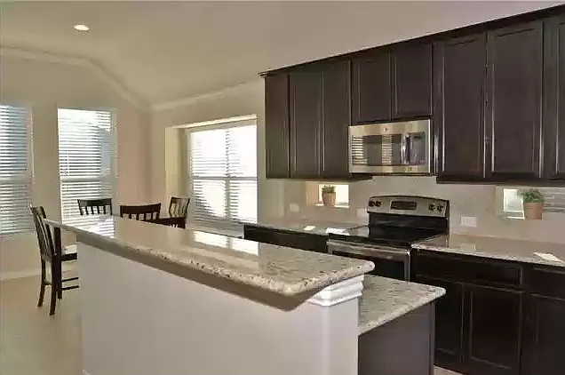 16328 Amistad Ave — Photo 18
