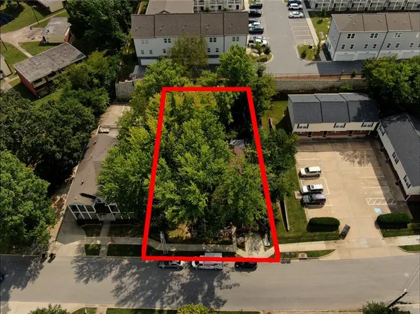 1825 W Stone St #2, Fayetteville, AR 72701