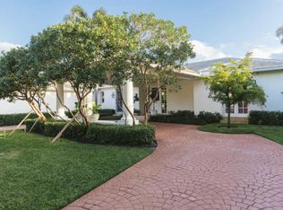 238 N Woods Rd, Palm Beach, FL 33480