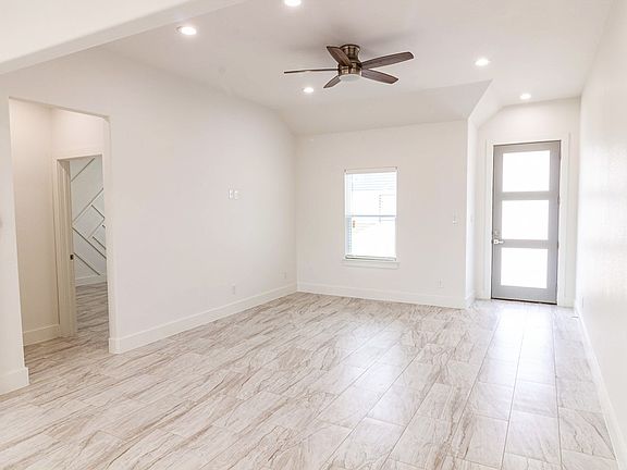3rd image of 540 Highview Ct