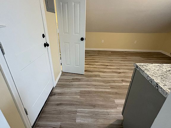 3rd image of 48 Hopkins Pl #1