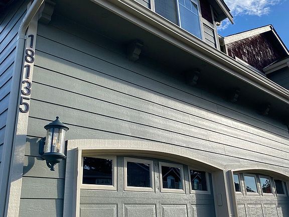 4th image of 18135 Mount Walker Dr NE