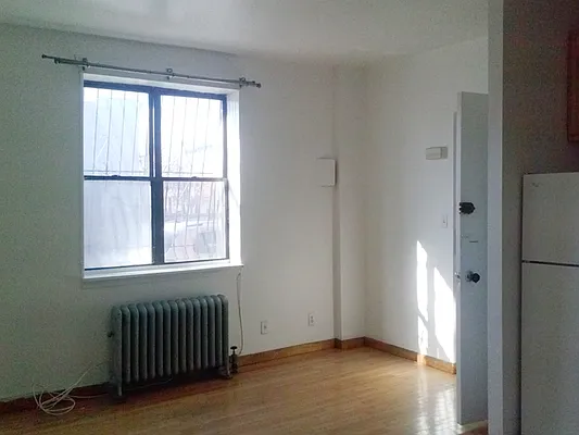 Rented by Awaye Realty Management LLC | media 30