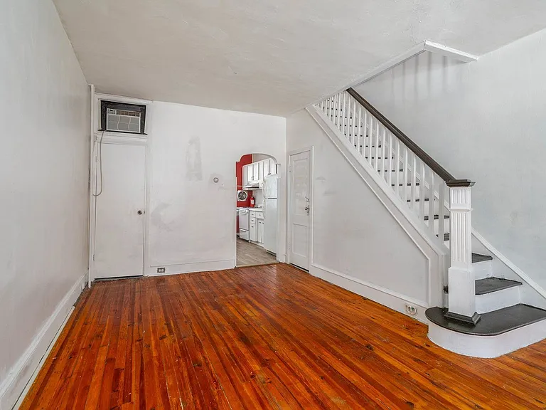 2341 S Woodstock St — Photo 10