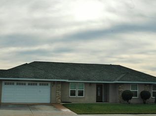 8 Nikki Ct, Oroville, CA 95965