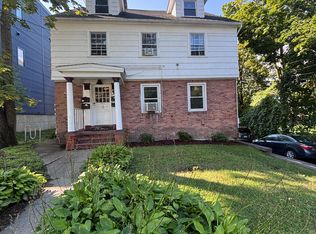 35 Adams St #4, Burlington, VT 05401