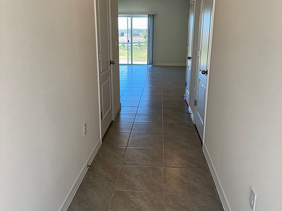 4th image of 1423 Plank Pl