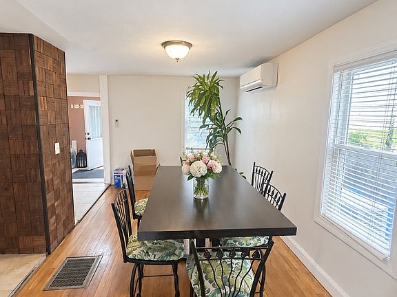 3rd image of 72 School St #A