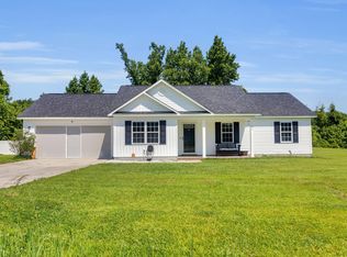 117 Woodbury Farm Dr, Jacksonville, NC 28540
