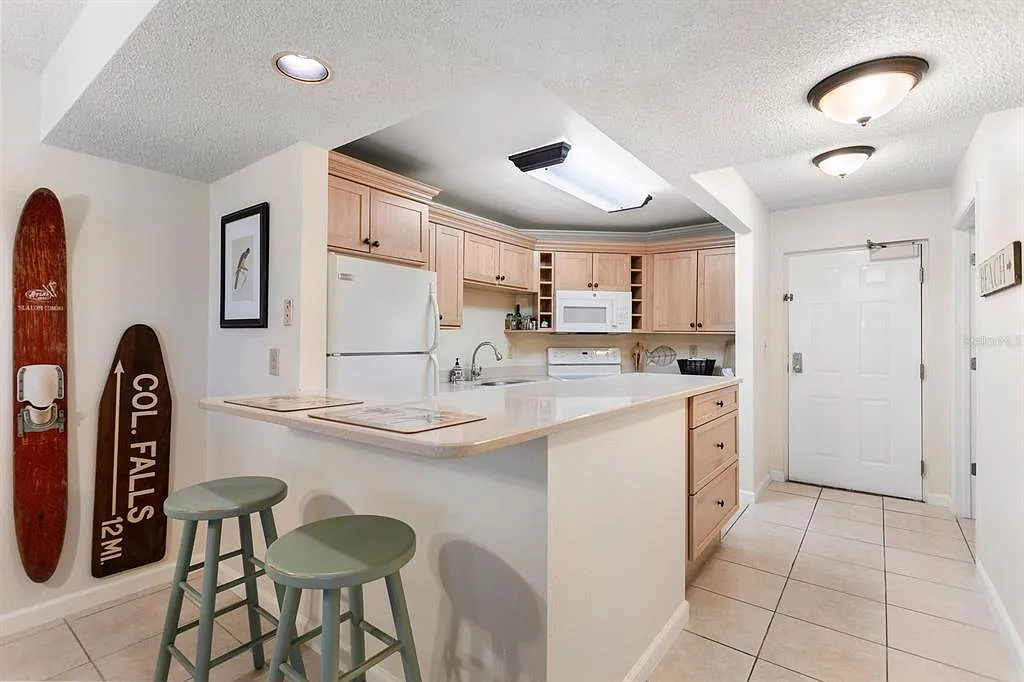 1 bed, 1.0 bath, 665 sqft, $3,000 — Photo 4