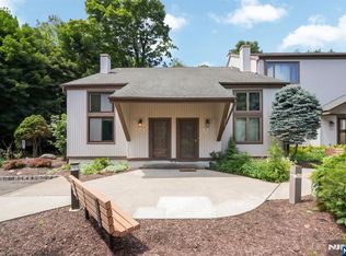 111 Alpine Ct #11, Stanhope, NJ 07874