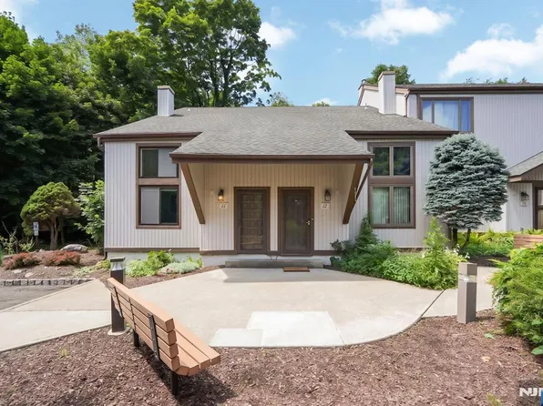 111 Alpine Ct #11, Stanhope, NJ 07874