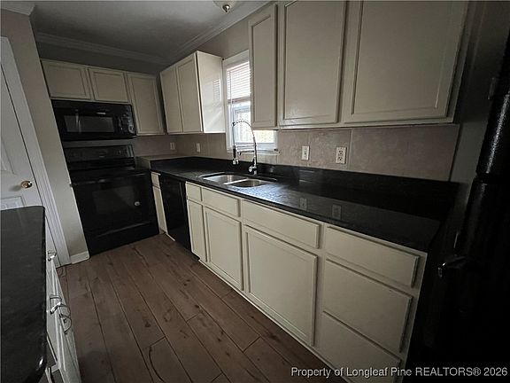 3rd image of 4969 Arlington St