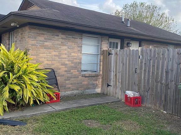 3rd image of 2539 El Campo Dr