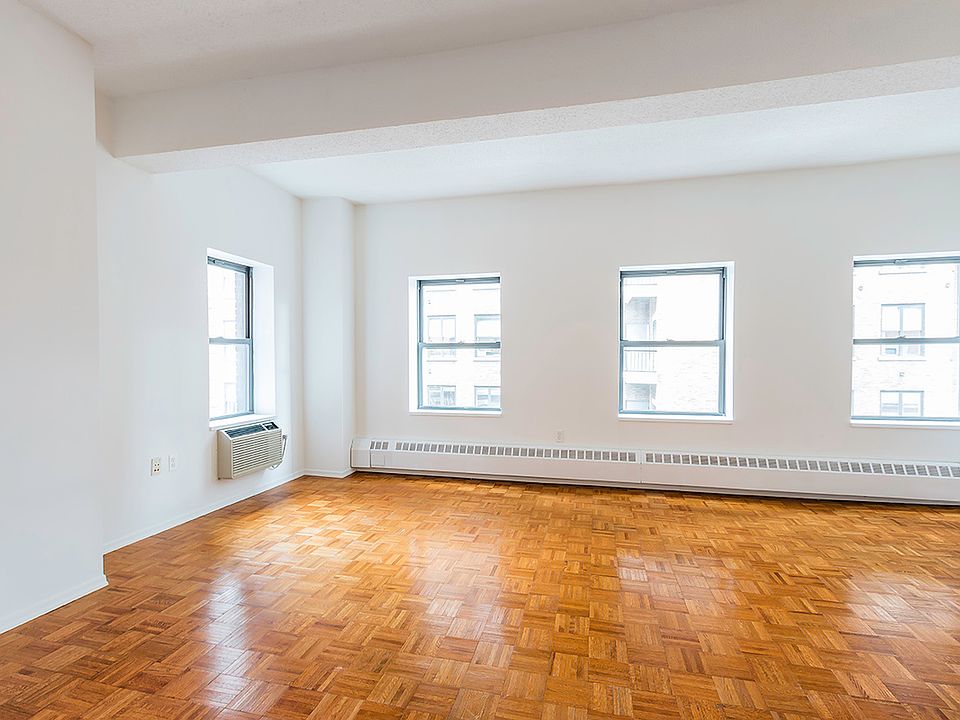 1st image of 360 W 34th St APT 14L