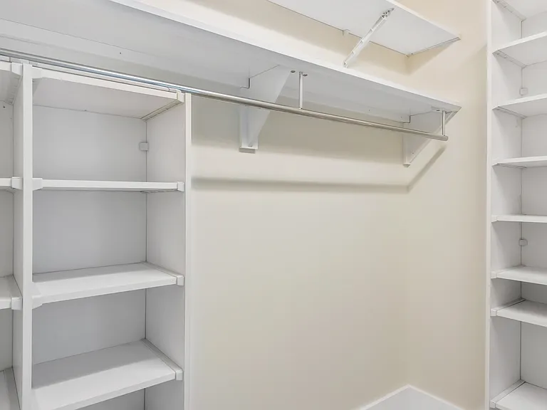 650 Bellevue Way NE #4006 — Photo 10