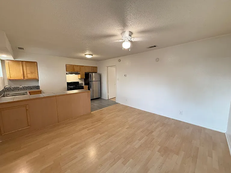 Penthouse — Photo 41