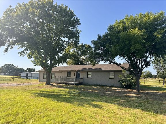 2nd image of 207 County Road 3214