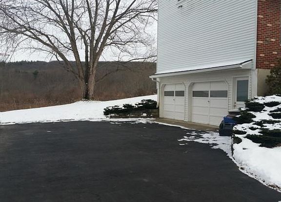 2nd image of 13 Elmwood Dr