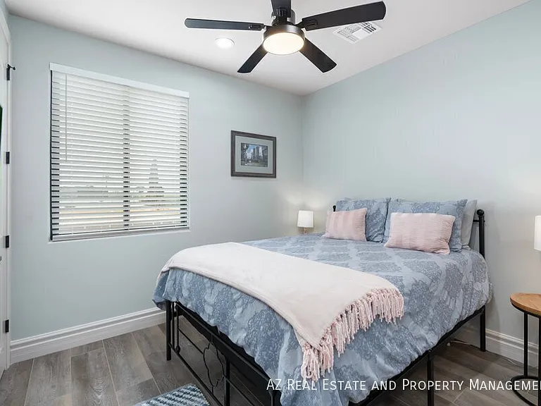 3112 N Valencia Ln — Photo 25