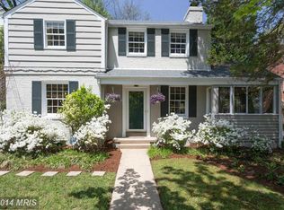 5511 Brite Dr, Bethesda, MD 20817