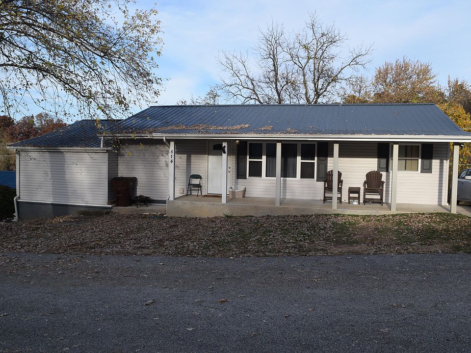 1st image of 814 Moss Ln