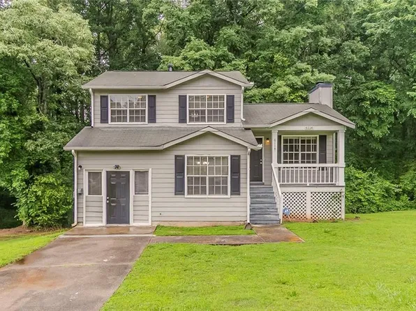 6114 Leverett Dr, Lithonia, GA 30038