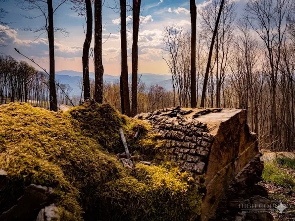 S-92 Talon Trail, Banner Elk, NC 28604