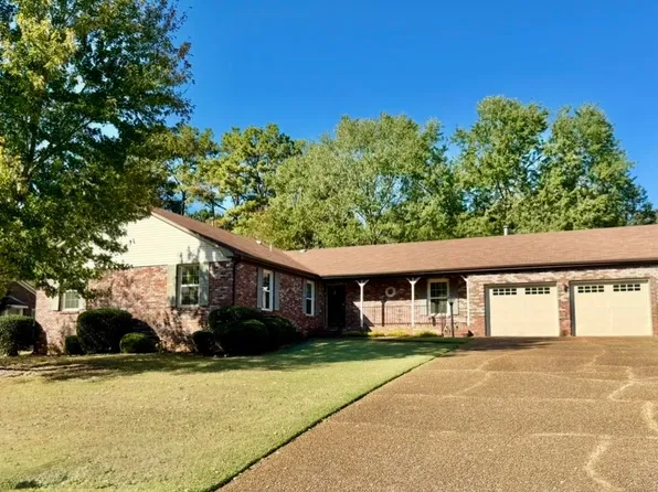 109 Creekwood Cir, Florence, AL 35630