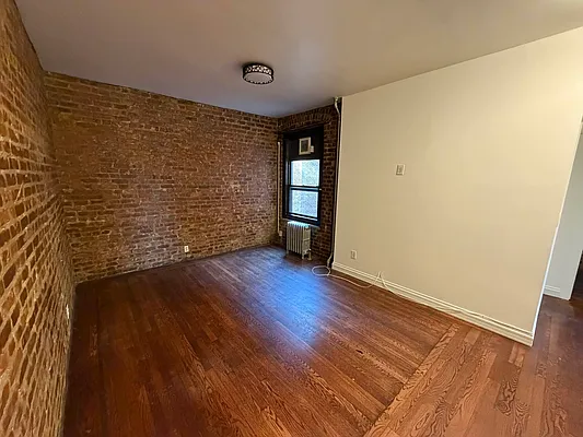 Rented by Yup Realty LLC | media 4