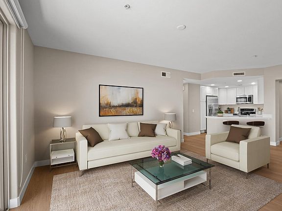 5th image of 809 Auzerais Ave Unit 429