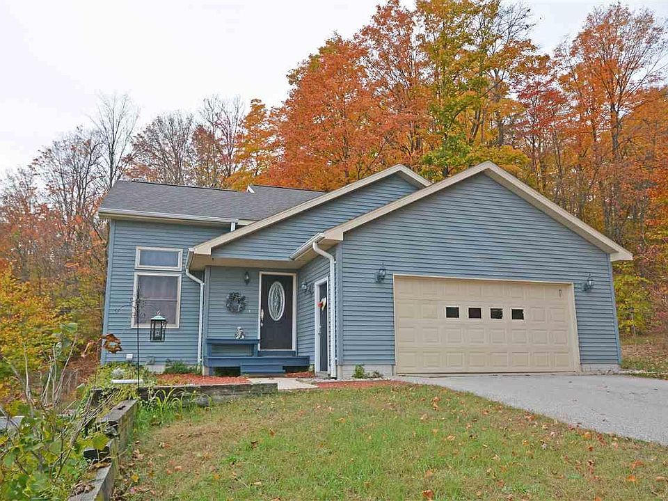 1st image of 10641 Derby Ln
