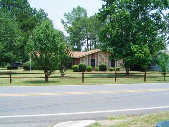 1st image of 100 Turtle Creek Dr