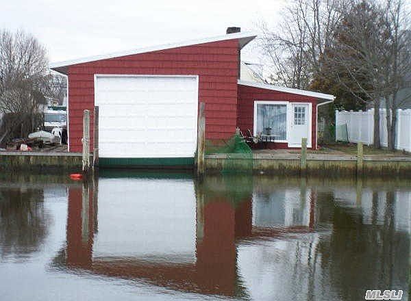 2nd image of 224 E Shore Rd