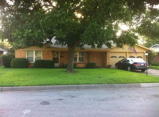 5520 Randell Dr, Fort Worth, TX 76134