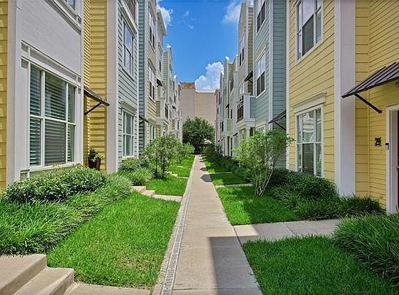 2nd image of 4121 McKinney Ave APT 47