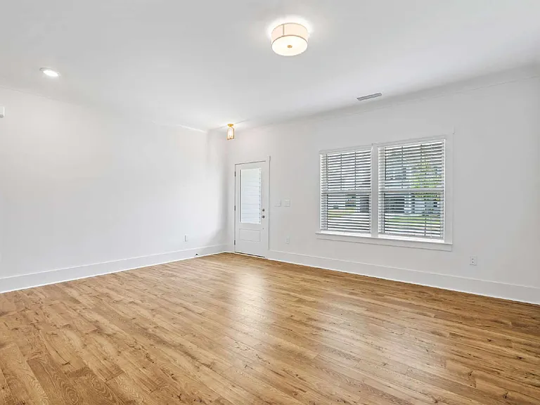 172 Horseshoe Pl — Photo 4