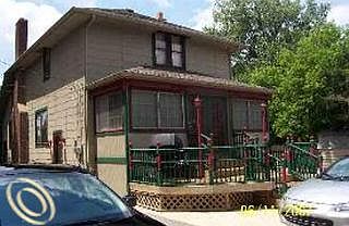 1st image of 17475 Huron River Dr