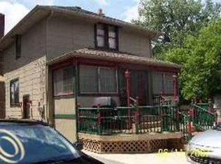 17475 Huron River Dr, New Boston, MI 48164