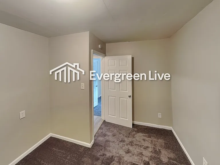 6770 Burkhead Dr — Photo 11