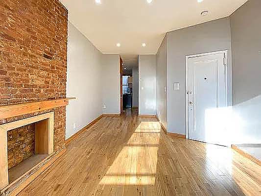 2nd image of 887 Saint Johns Pl #2F