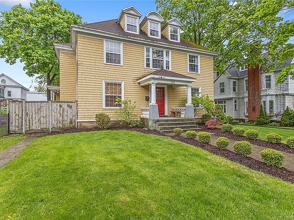 2nd image of 216 Highland Ave