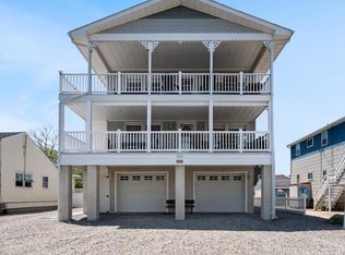 326 S 2nd St, Surf City, NJ 08008