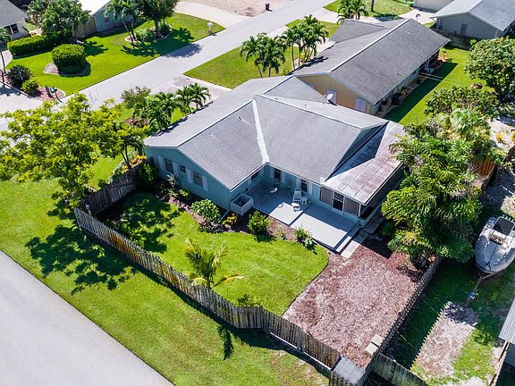 3rd image of 9053 SE Sandridge Avenue
