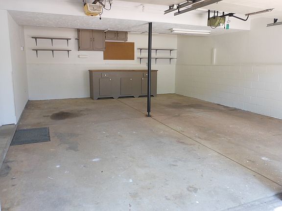 4th image of 5728 Marine Pkwy