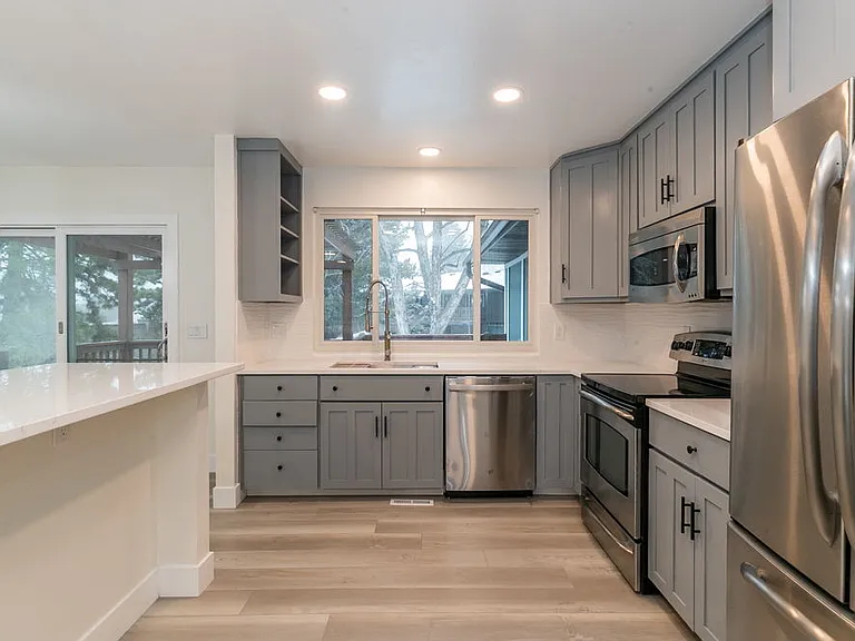 2308 S Lima St — Photo 8