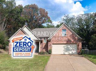 2260 Webbing Dr, Cordova, TN 38016