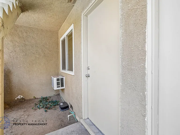 2840-2850 S. Sepulveda Blvd. — Photo 6