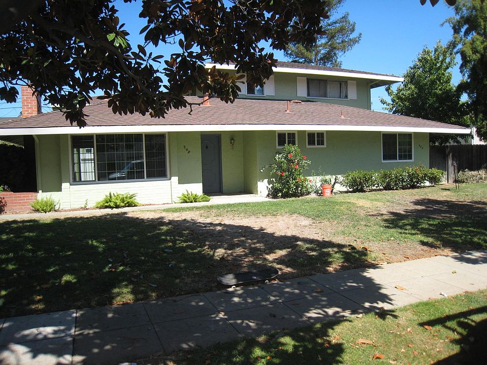 1st image of 948 Weldwood Ct APT 1