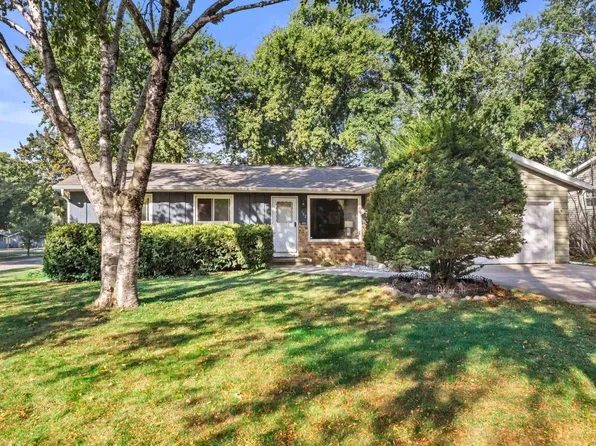 102 Violet Cir, Madison, WI 53714